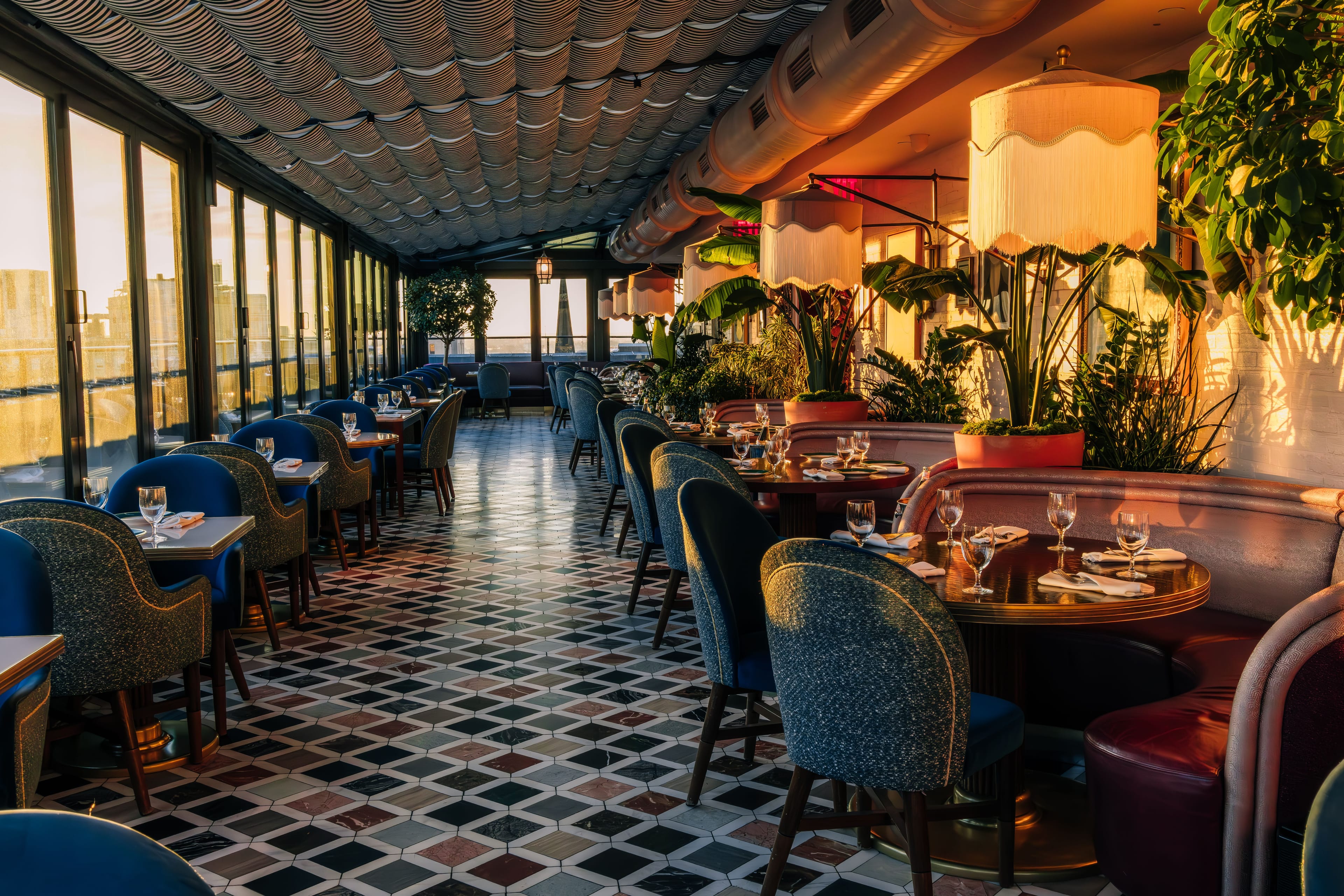 Contessa Boston Interior
